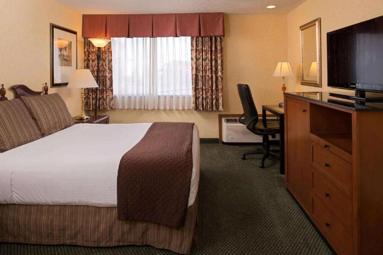 Red Lion Hotel Pasco Airport & Conference Center Luaran gambar